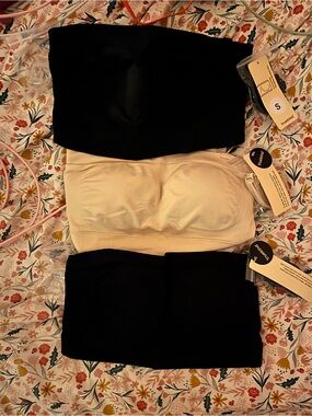 NWT Truekind by Shapermint Convertible Strapless Bandeau Bra Bundle 3 pack Small